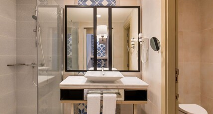 Radisson Blu Resort, Saidia Beach Room Type - Premium Room-Balcony and Lateral Sea View