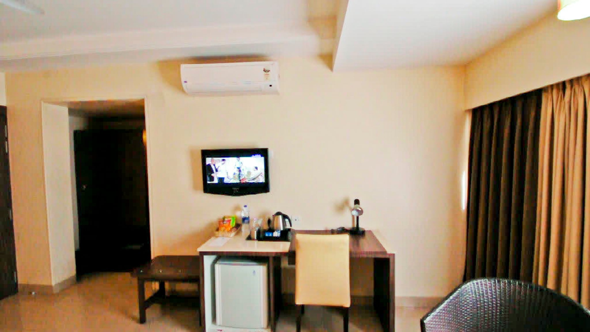 Kapila Business Hotel - Tap to explore photos