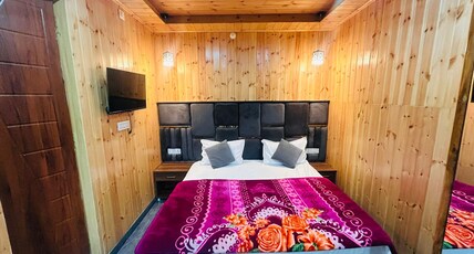 JD's Cozy Nook Room Type - Deluxe Room with Valley view 