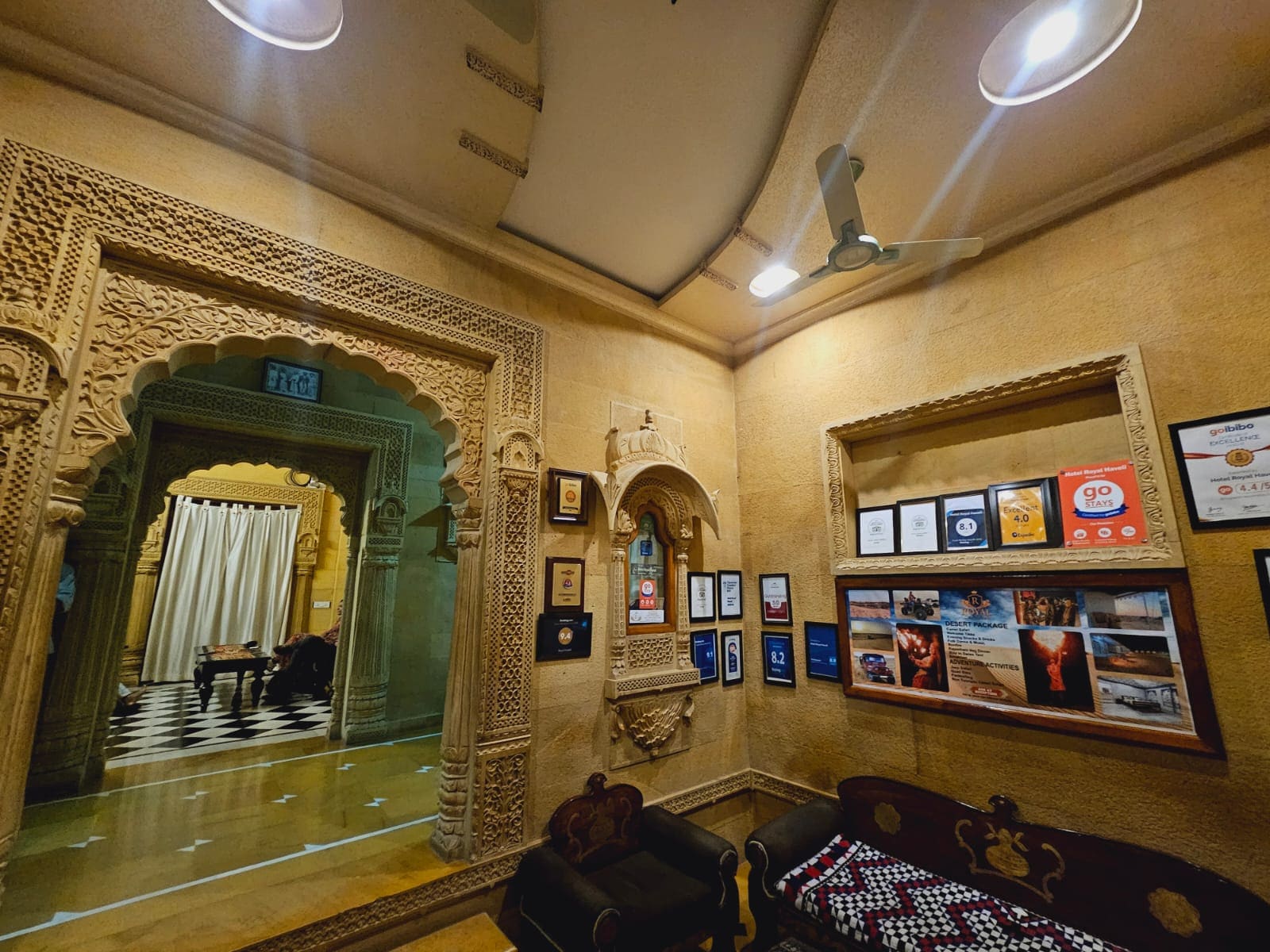 Hotel Royal Haveli - Tap to explore photos
