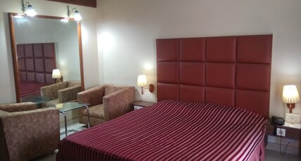 AKBARI CONTINENTAL HOTEL Room Type - SENIOR EXECUTIVE