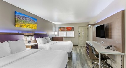 Best Western Sunland Park Inn Room Type - 2 Queen Beds, Non-Smoking, Microwave And Refrigerator, Full Breakfast
