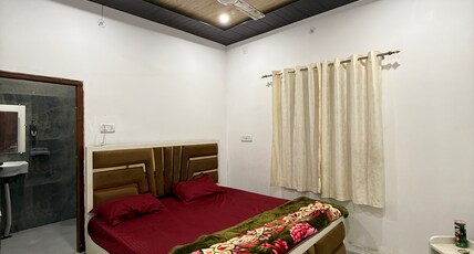 Shreemat Homestay Room Type - Bedroom 3