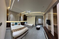 Hotel Vallabh Sky