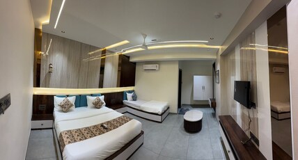 Hotel Vallabh Sky Room Type - Family Room