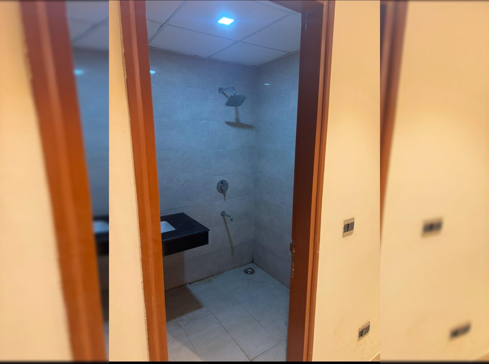 Flat in Lucknow at omaxe hazratganj - Tap to explore photos