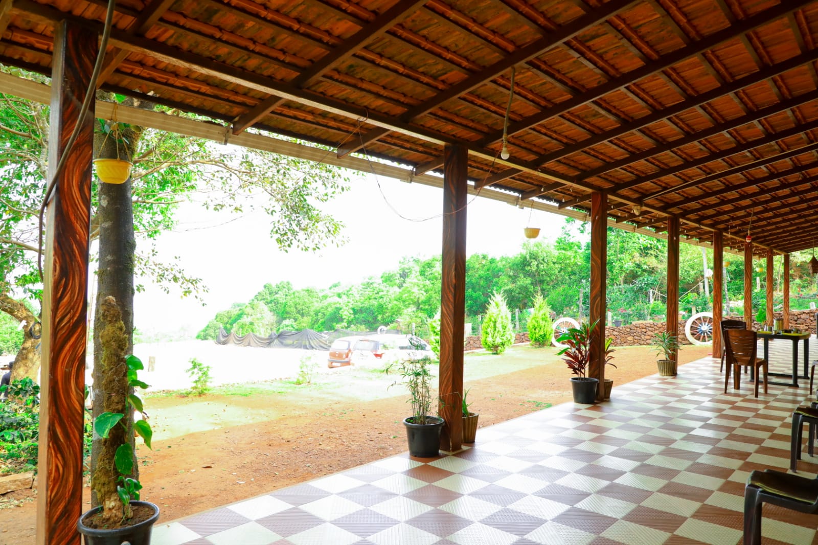 MULLAYANAGIRI HOMESTAY. - Tap to explore photos