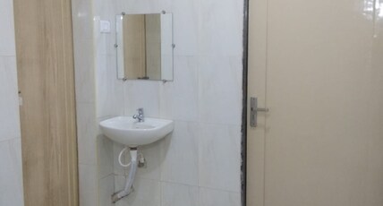 i-ROOMZ GVK Residency Room Type - Deluxe AC Room
