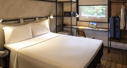 ibis London Sutton Point Room Type - Accessible Double room