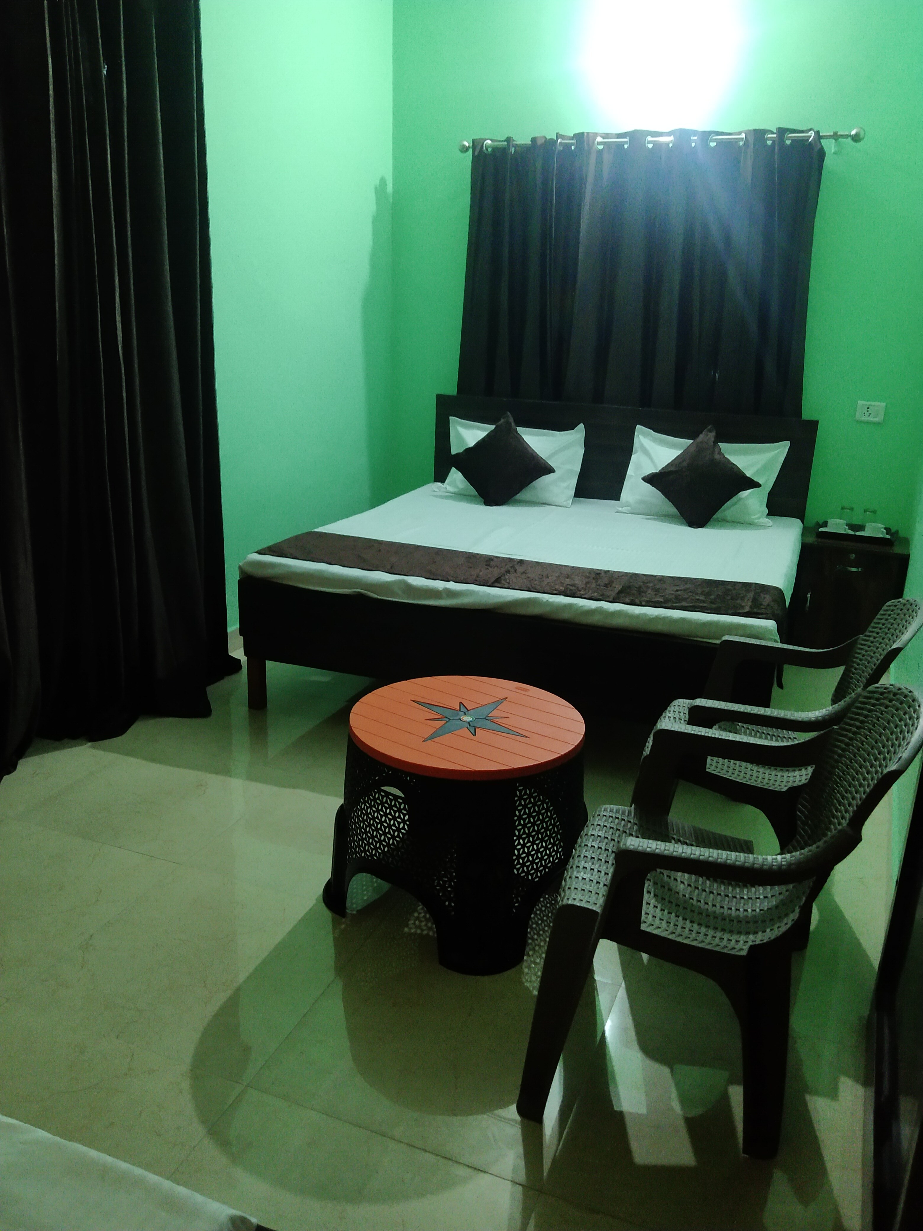 Usha Home Stay / anand Verse - Tap to explore photos