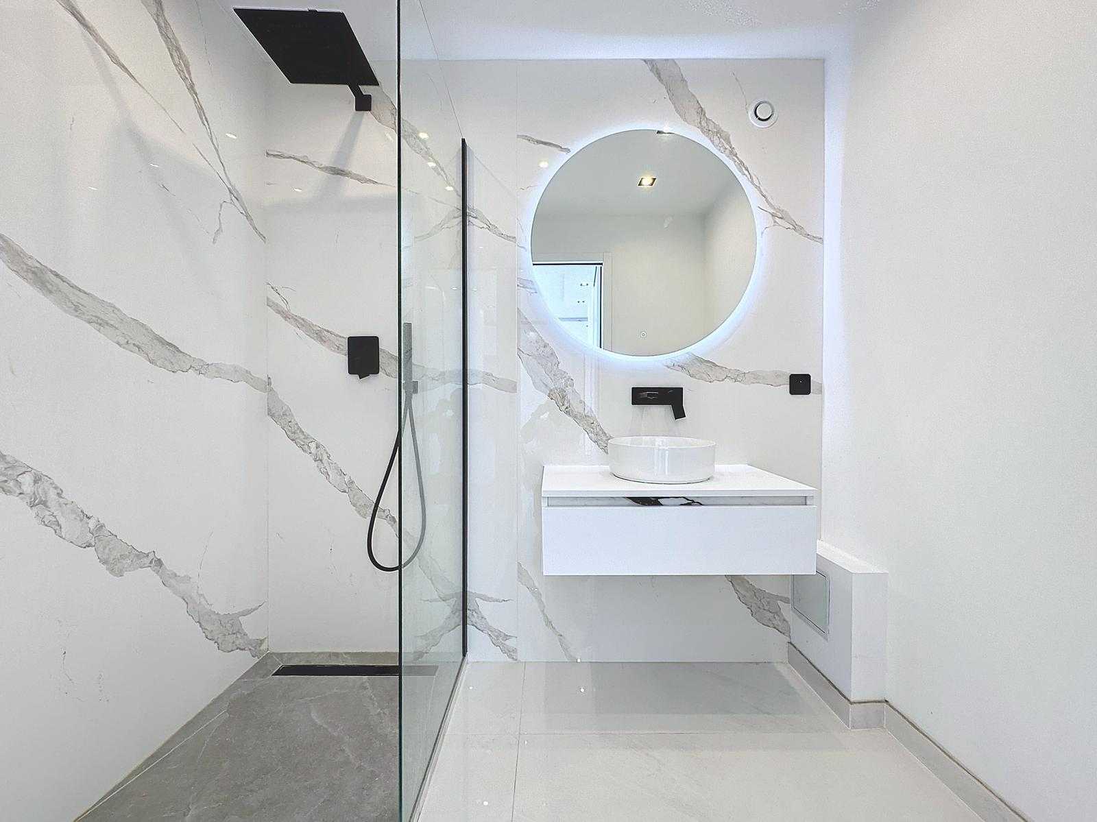 Modern apartment - AC-1BR- 4P - Mandelieu - Tap to explore photos