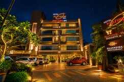 Hotel Platinum Inn