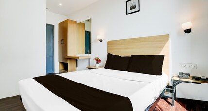 Super Townhouse PBG Mall Vashi Room Type - Classic