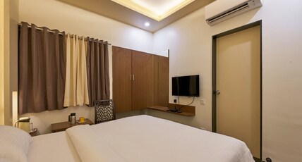 Hotel Metro Room Type - Deluxe Non Ac Room