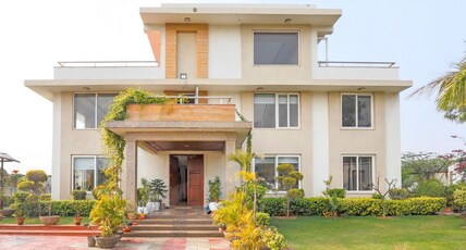 Inaayat Farm Room Type - King Bed Room with Garden View