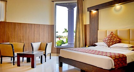 The Grand Lilly Resort Room Type - Super Deluxe Room with swimming pool The Grand Lilly Resort Room Type - Super Deluxe Room with swimming pool