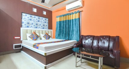 FabHotel Subharaj Palace Room Type - Premium Room