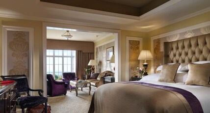 InterContinental DUBLIN Room Type - 1 King Junior Suite Sofa Bed InterContinental DUBLIN Room Type - 1 King Junior Suite Sofa Bed