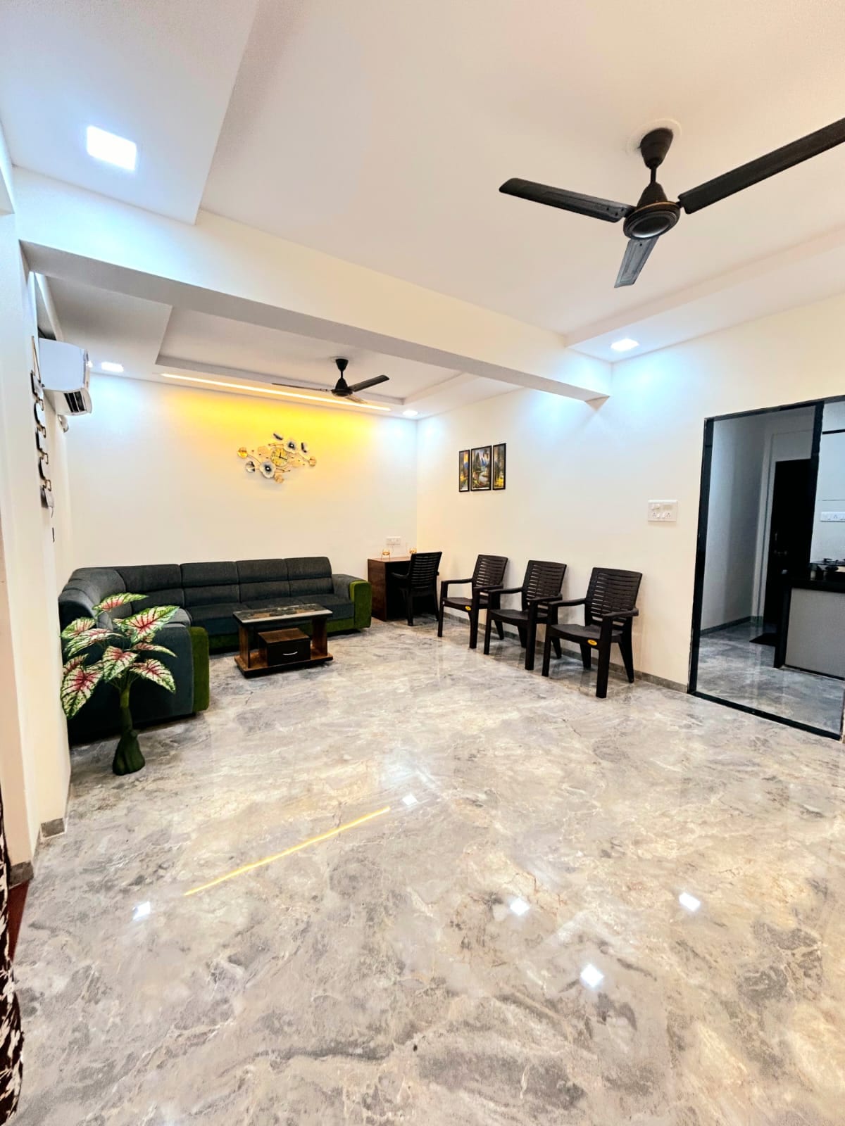 Royal SeaSide villa devka daman - Tap to explore photos