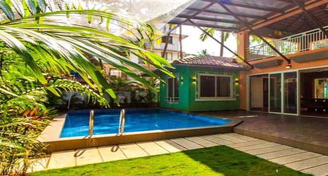 Luxury 4 Bedroom Villa with Private Pool - Tap to explore photos