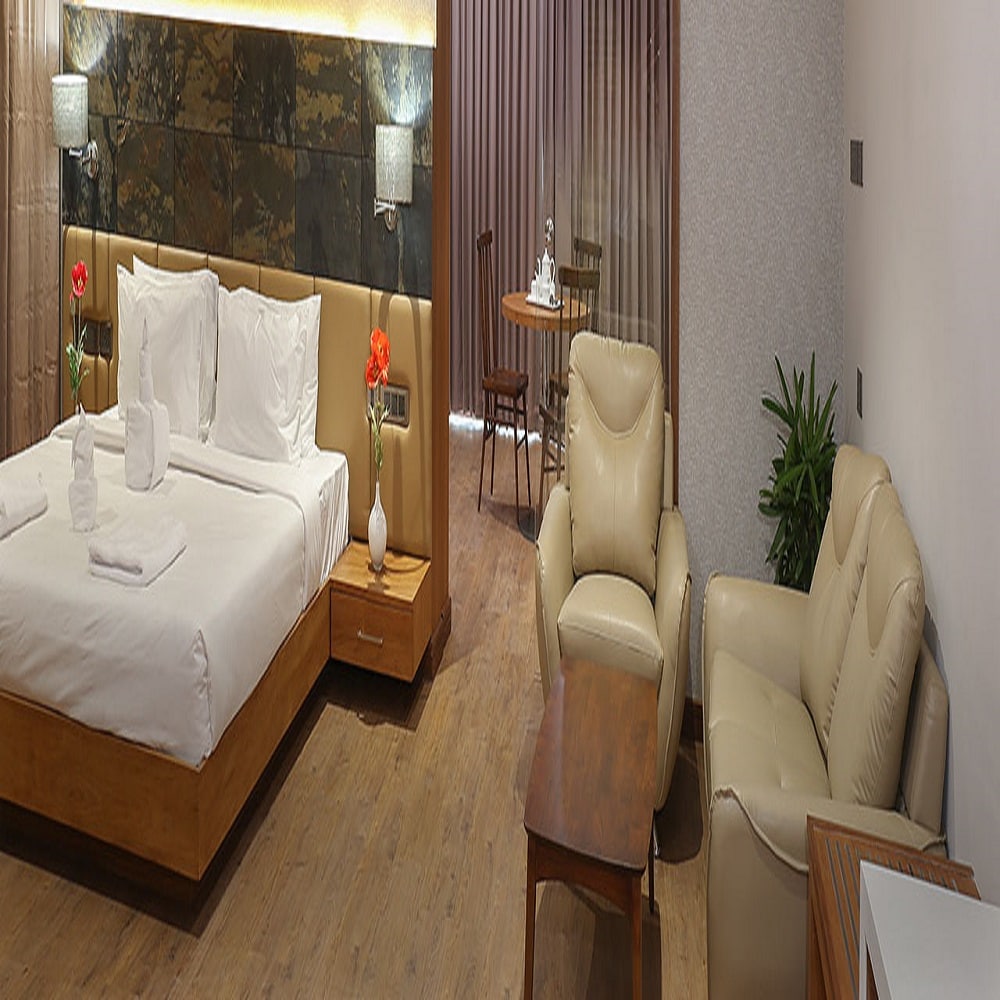 Welcare Business Hotel - Tap to explore photos