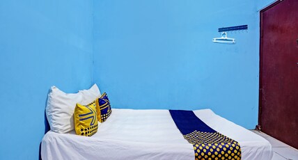 Hotel O Lestari Syariah Room Type - SPOT ON NON AC double