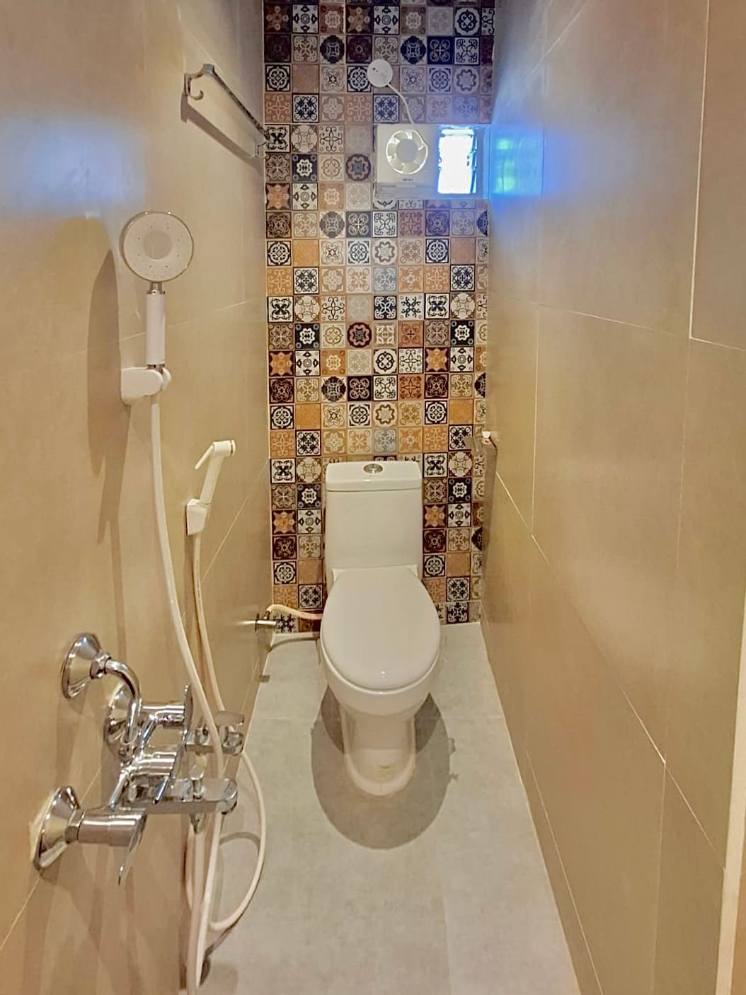 Boho Terrace - 1BHK Penthouse - Tap to explore photos