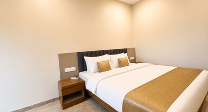 Rivveria lake side cottages Room Type - Deluxe room