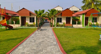 NEW MOUCHAK HOTEL & RESORTS Room Type - SEMI DELUXE NEW MOUCHAK HOTEL & RESORTS Room Type - SEMI DELUXE