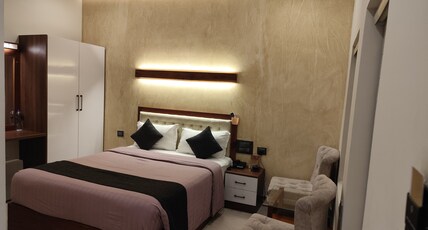 Casa Orchid Room Type - Deluxe AC Room