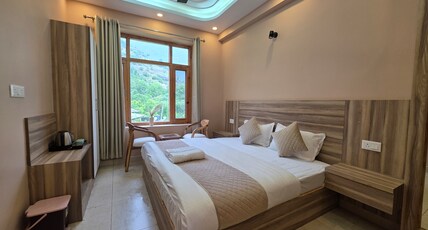 Zankhrpas A Himalayan Home  Manali Room Type - Standard Room 1