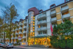 Leonardo Hotel & Residenz Munich