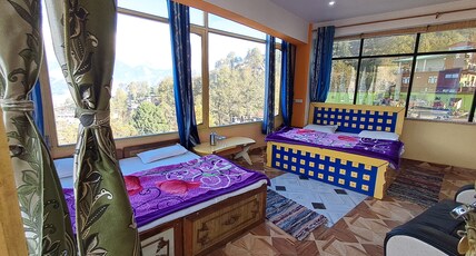Hotel Pandey Lodge : Munsyari Room Type - Super Deluxe Room