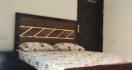 Shantinath Dham Room Type - Deluxe non Ac room