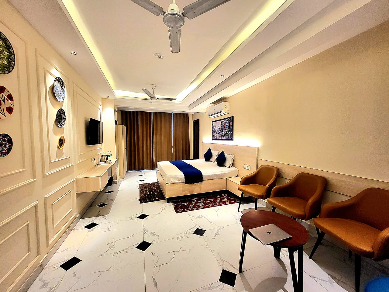 Main gallery