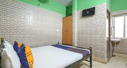 Hotel O Rajdhani rest house Room Type - Classic