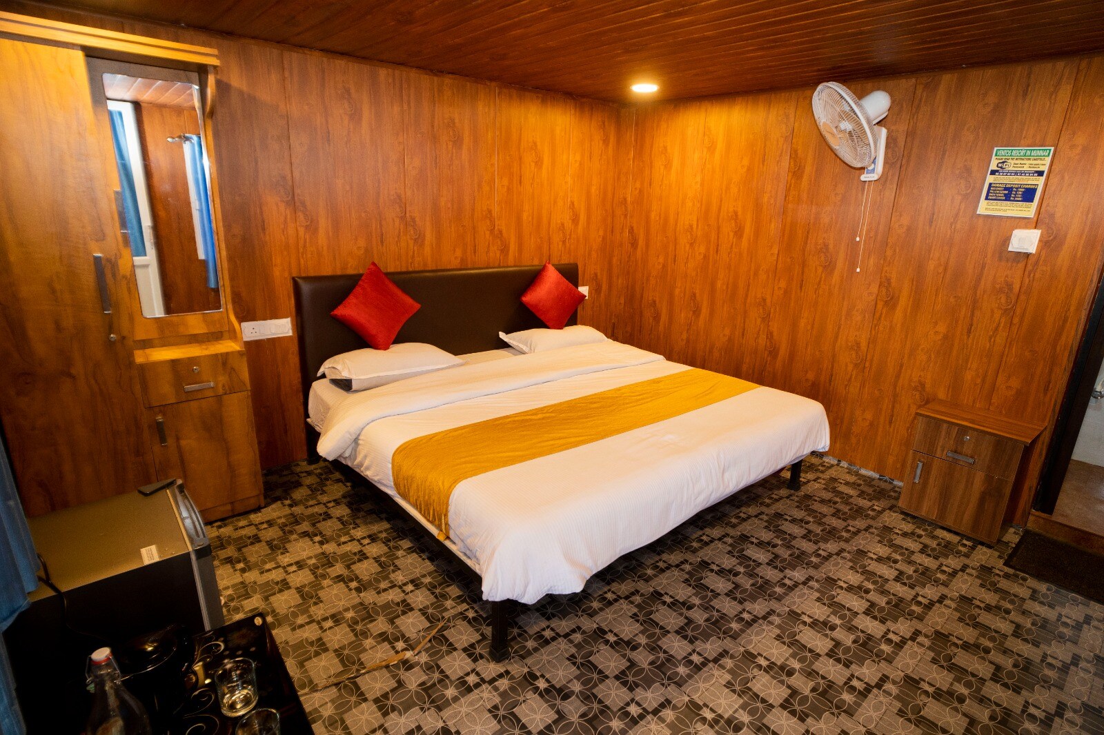 Ventos Aframes And Rooms - Tap to explore photos