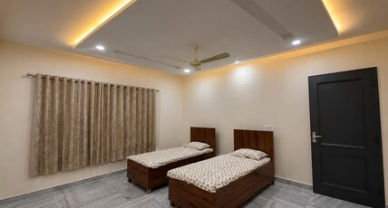 Premium studio near bus stand and railway station Room Type - Bedroom 2