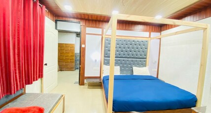 Hotel 24(new bharat) walkable distance from Mall Road Room Type - 206  Triple  Room Non View