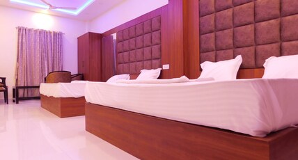 ELITE MANDARMONI Room Type - Family Room AC