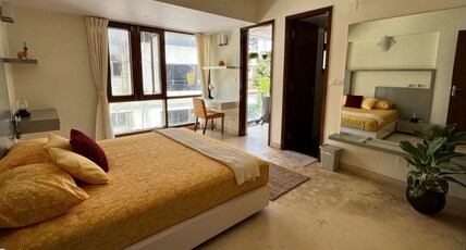 LUHO Grande Room Type - Double Room with Balcony (Sunshine)