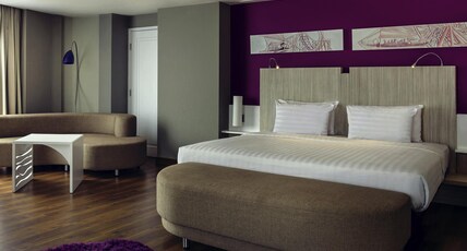 Mercure Convention Center Ancol Room Type - Executive Room, Park View - 1 King Size Bed
