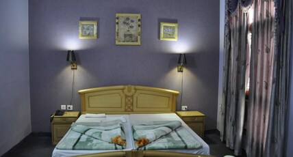 Hotel Pratiksha Room Type - AC Suite Room