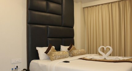 Hotel Grand Gayathri Room Type - Suite Room
