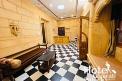 Hotel Gujarati Palace