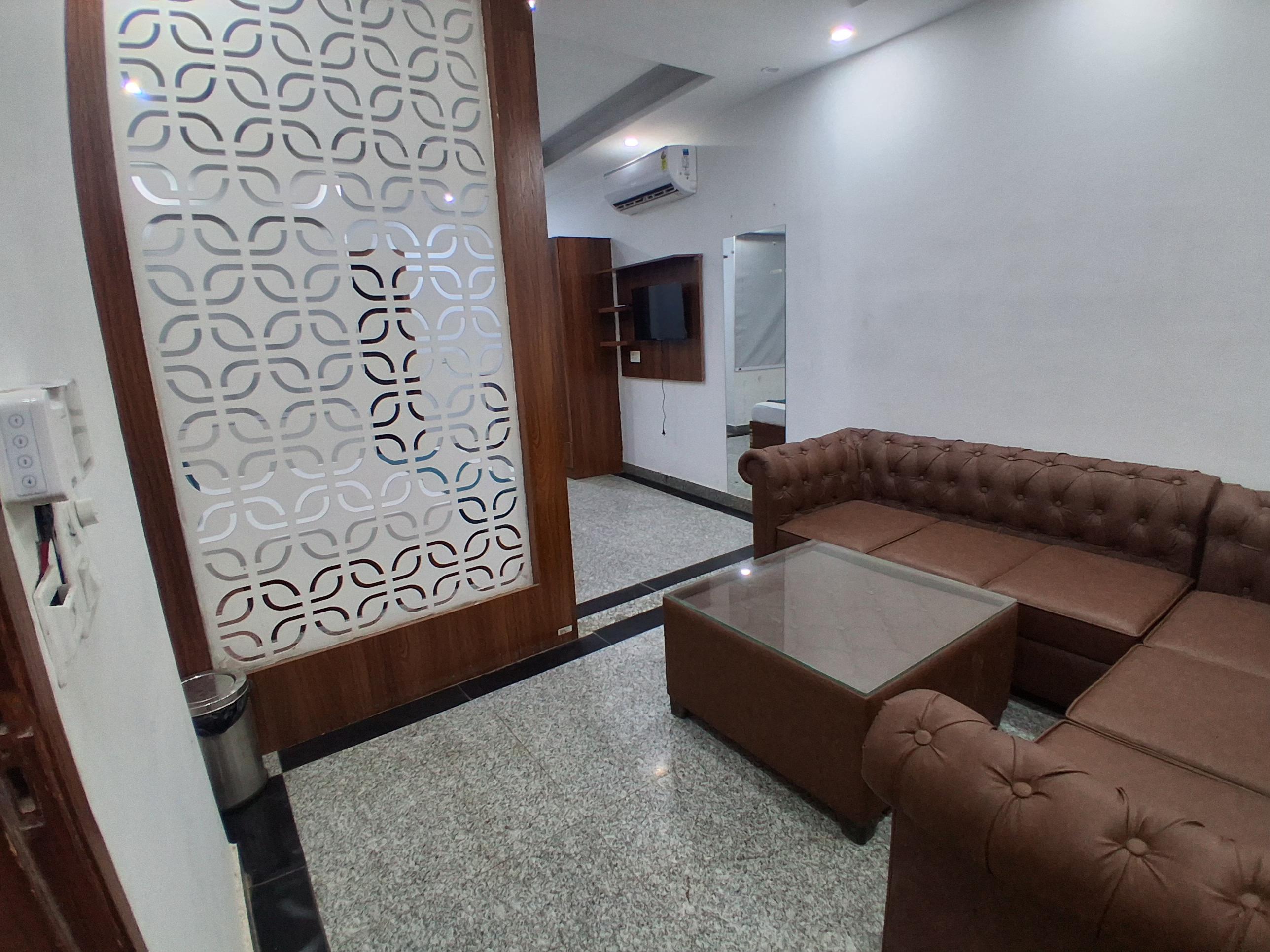 M/s Home stay luxury rooms - Tap to explore photos