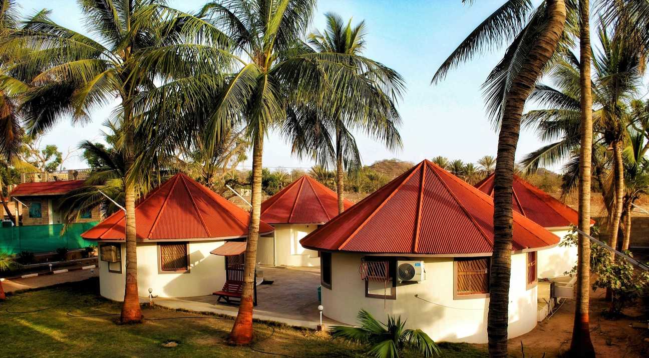 Stay Guru Resort Farm Villa - Tap to explore photos