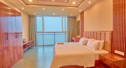 Twinridge Heights Vagamon by VOYE HOMES Room Type - Deluxe Hill View Room 