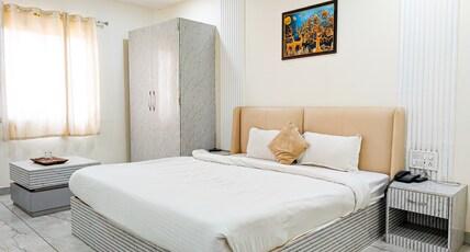 Hotel Shiv Palace Room Type - Sup. Deluxe Hotel Shiv Palace Room Type - Sup. Deluxe