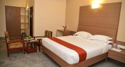 Sri Balaji Hotels Room Type - Royal Club Suite